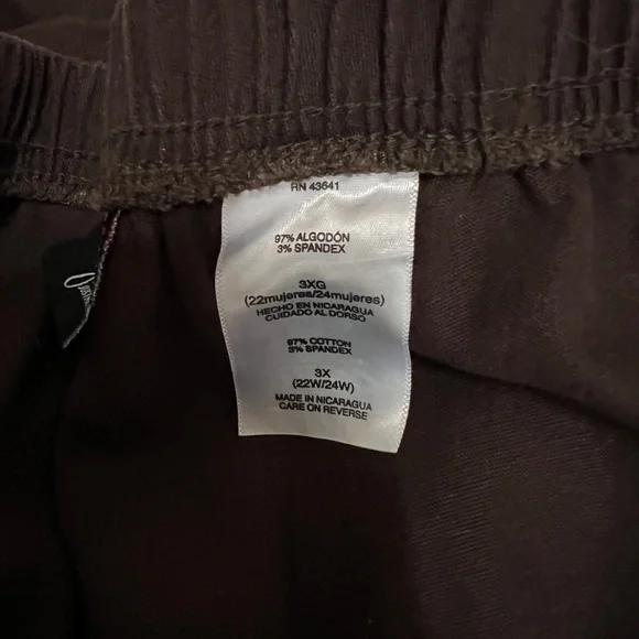 Just My Size Brown Capris - Picture 4 of 5